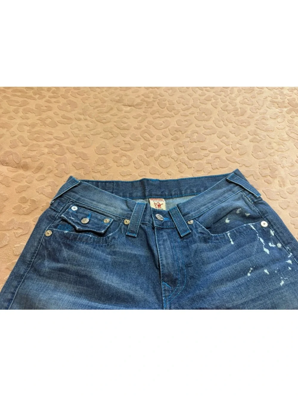 True Religion Mens Medium Wash Straight Leg Jeans! Size 31x30